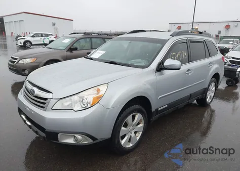 2012 Subaru Outback 2.5I Premium z USA, uszkodzony, nr VIN 4S4BRCBC8C3246851